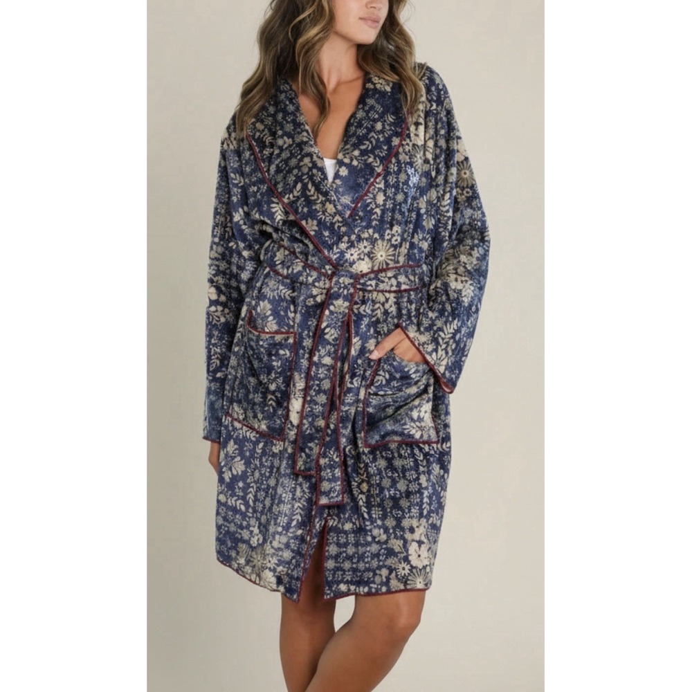 NWT Natural Life Blue Floral Quilted Long Cozy Duster Robe Jacket Cardigan Sz M